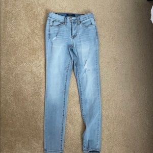 Aeropostale light wash jeans